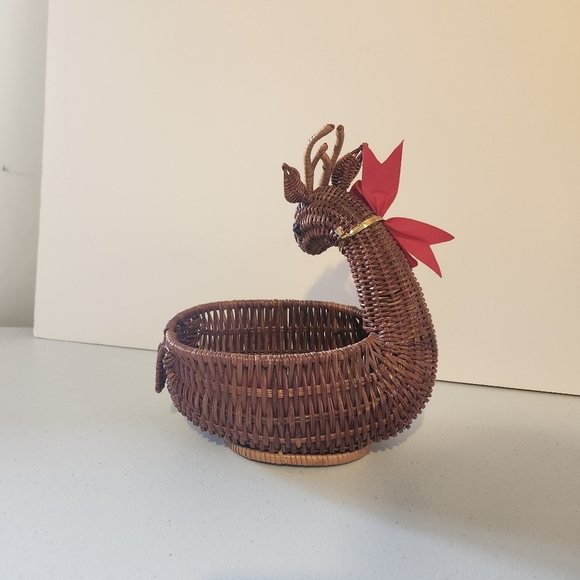 Vintage Rattan Wicker Reindeer Shape Deer Christmas Trinket Basket 90s 1990s - Picture 6 of 10